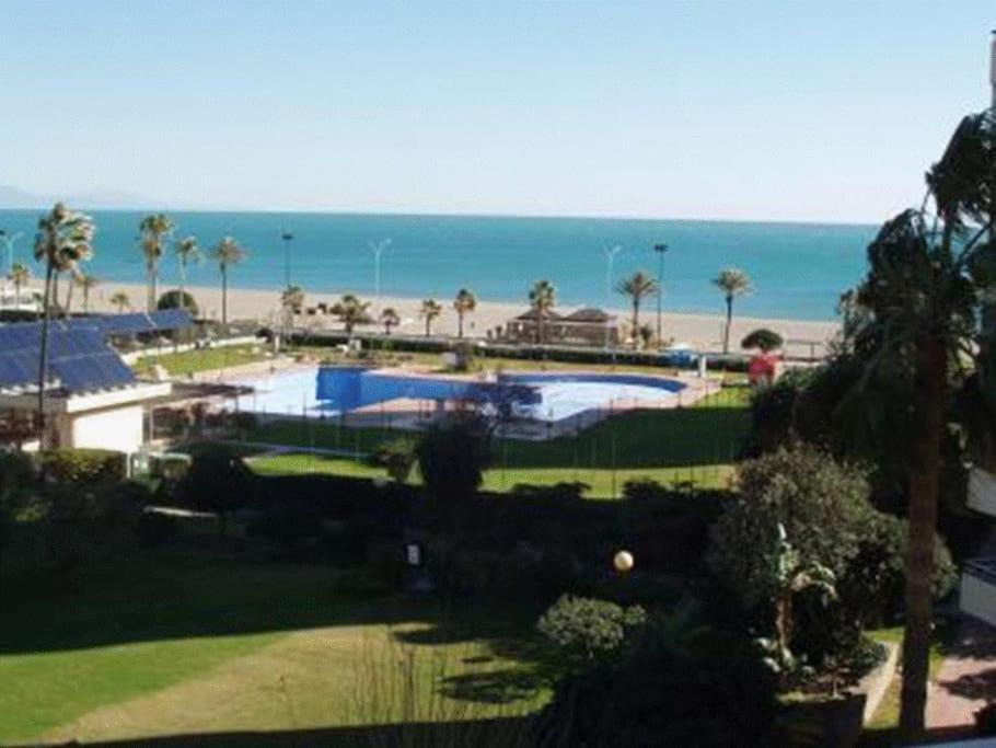 Apartamento Primera Linea Playa توريمولينوس المظهر الخارجي الصورة